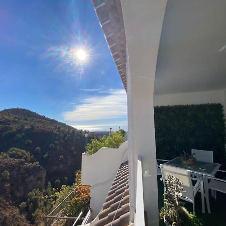 프리질리아나 Mirador De La Axarquia 아파트 외부 사진